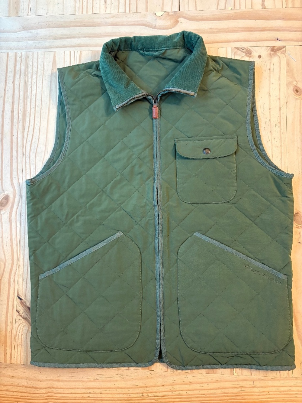 Vineyard Vines Quilted Dorset Field Vest - Military Olive Green